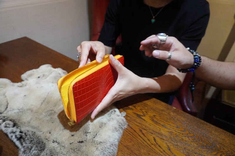 フルカスタマイズ可能クロコダイル薄型ラウンドファスナー長財布お客様受け渡し